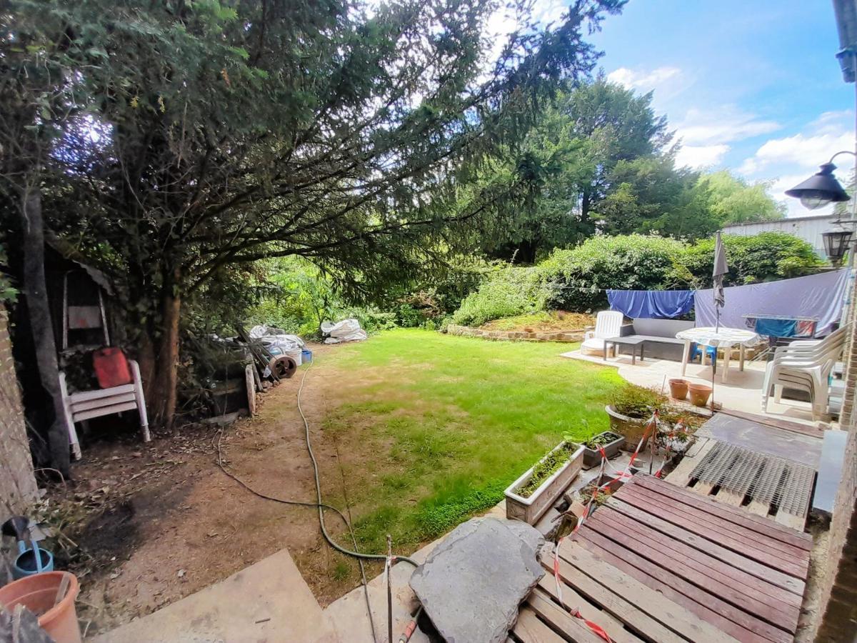 Appartement Sur Jardin Au Calme A Pernes 1 Chambre Exterior foto